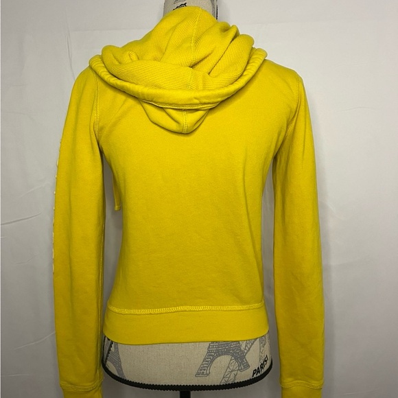 Y2K Yellow Hollister Women's Hoodie - Picture 3 of 4